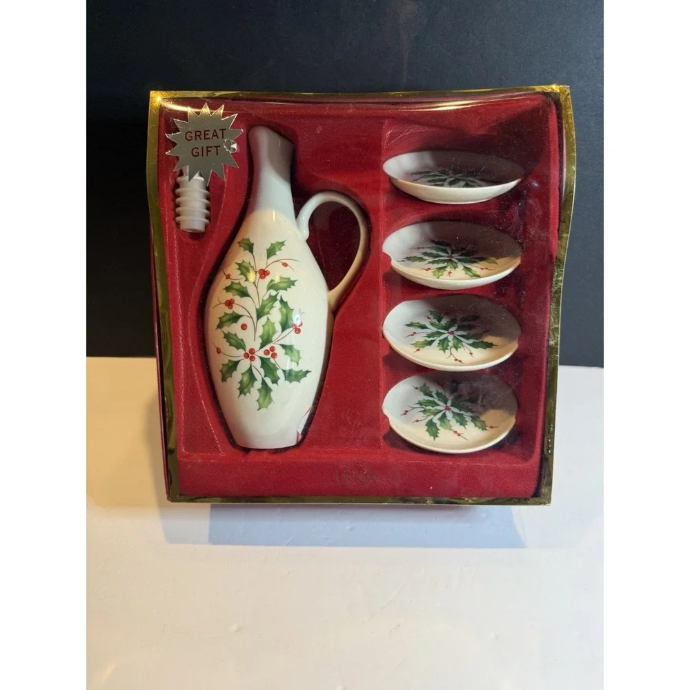 Lenox Holiday Oil Bottle Gift Set NIB Holly Cruet 4 Dipping Dishes Christmas